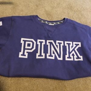 Pink crew neck sweatshirt